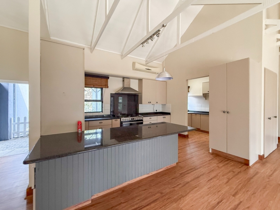 6 Bedroom Property for Sale in The Coves North West